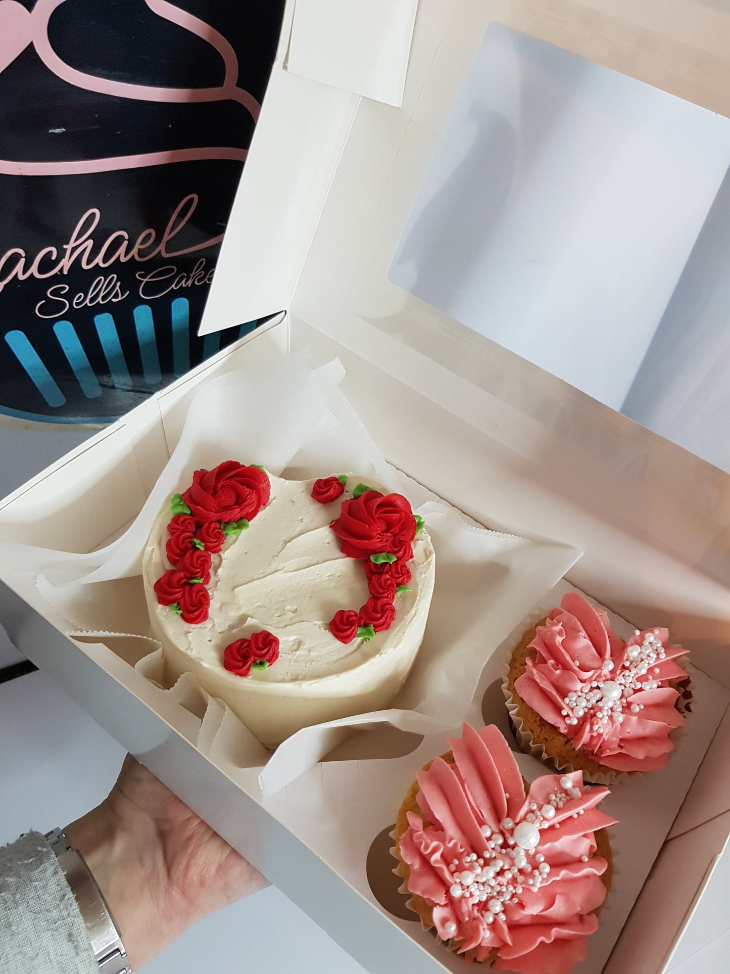 Valentines Heart cake and cupcakes