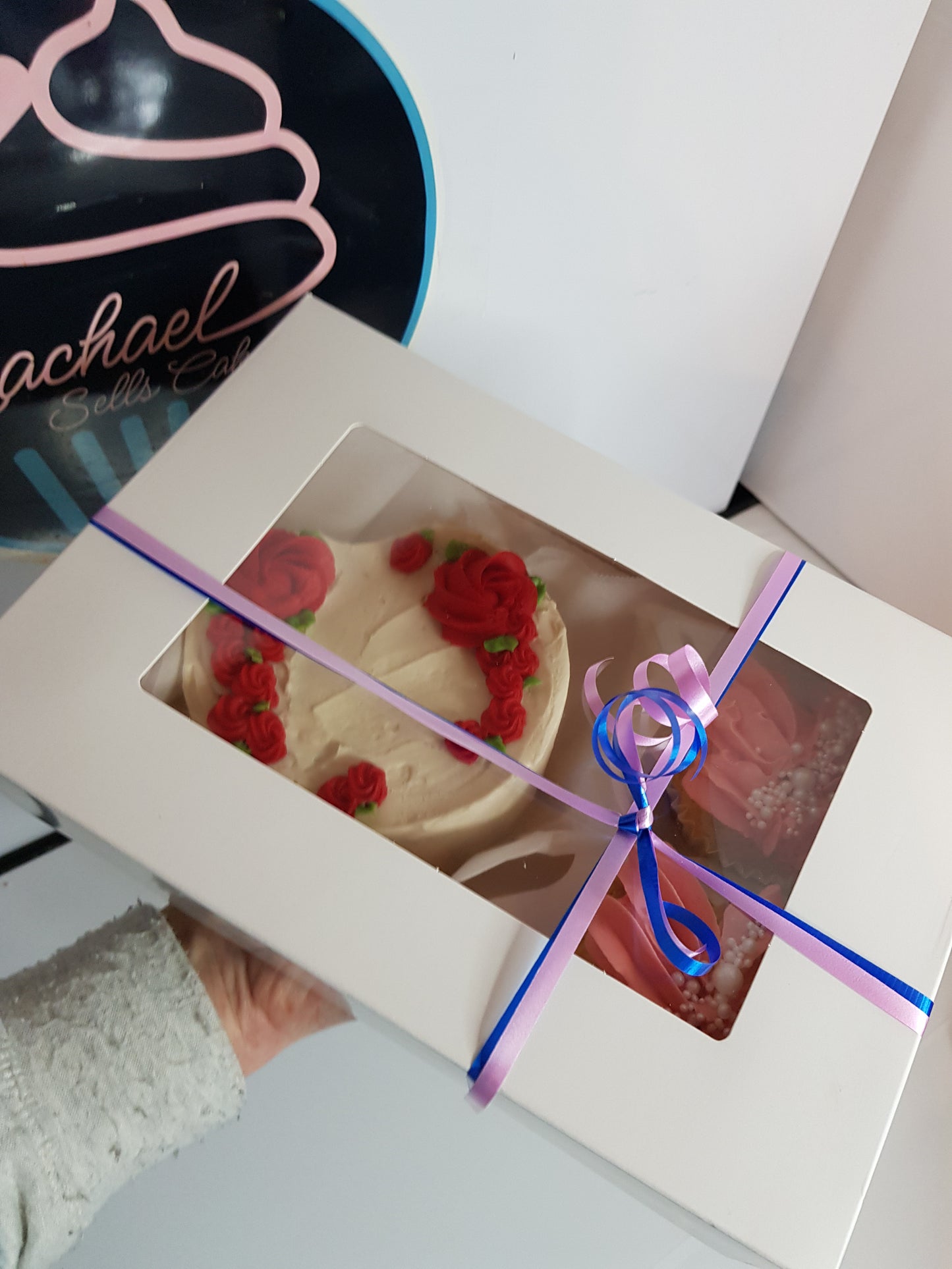 Valentines Heart cake and cupcakes