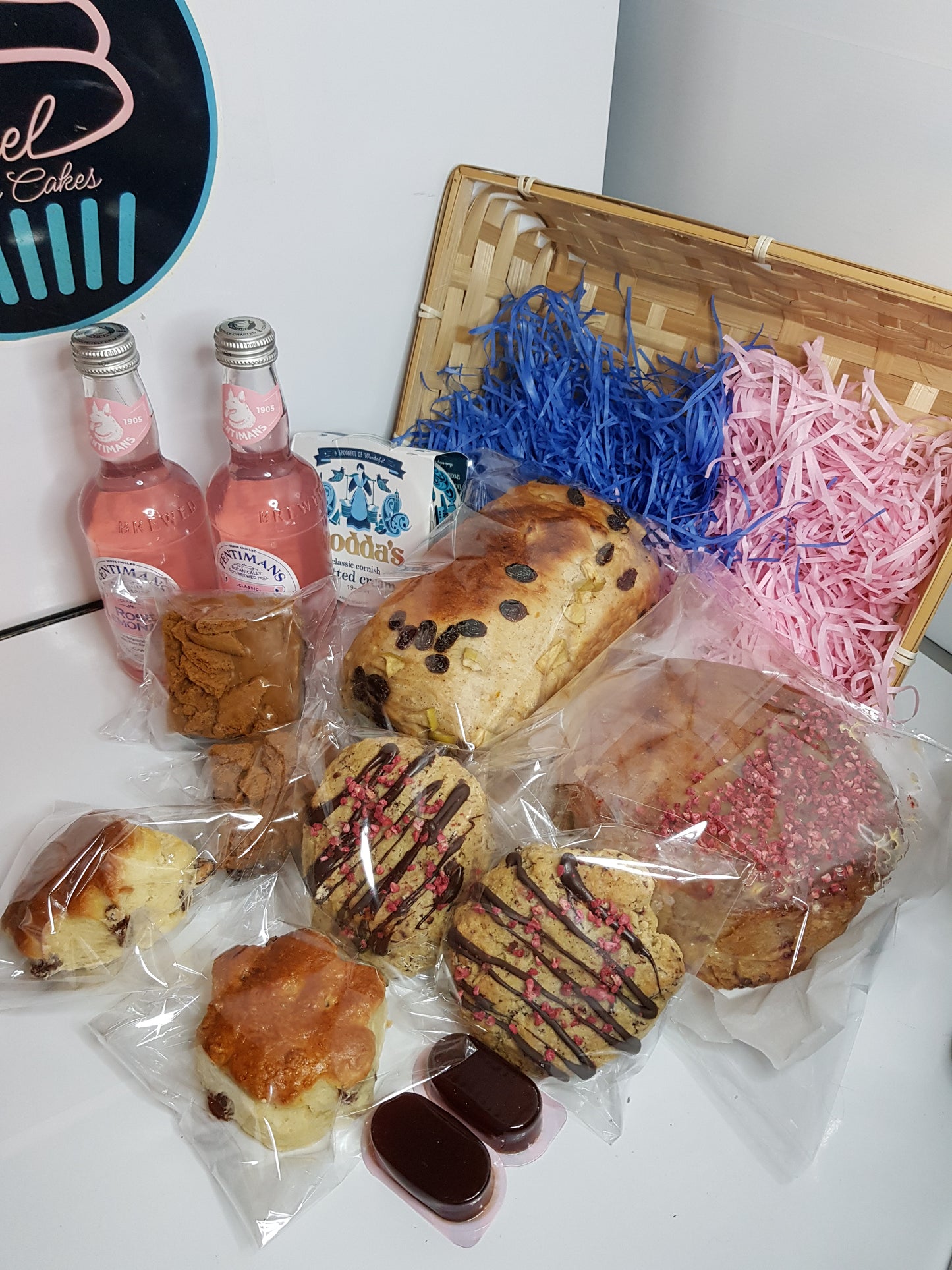 Mothers day Luxury Basket