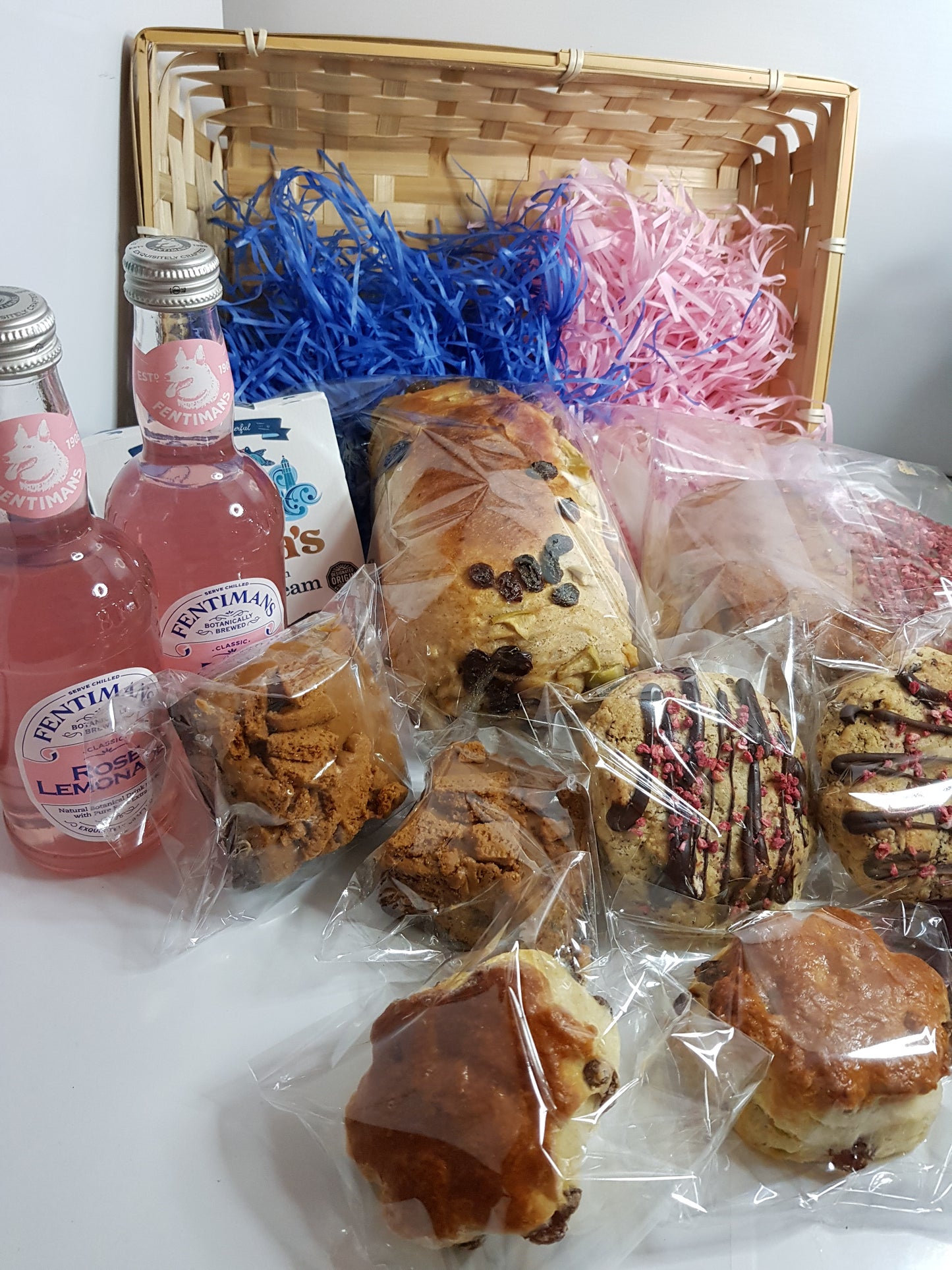 Mothers day Luxury Basket